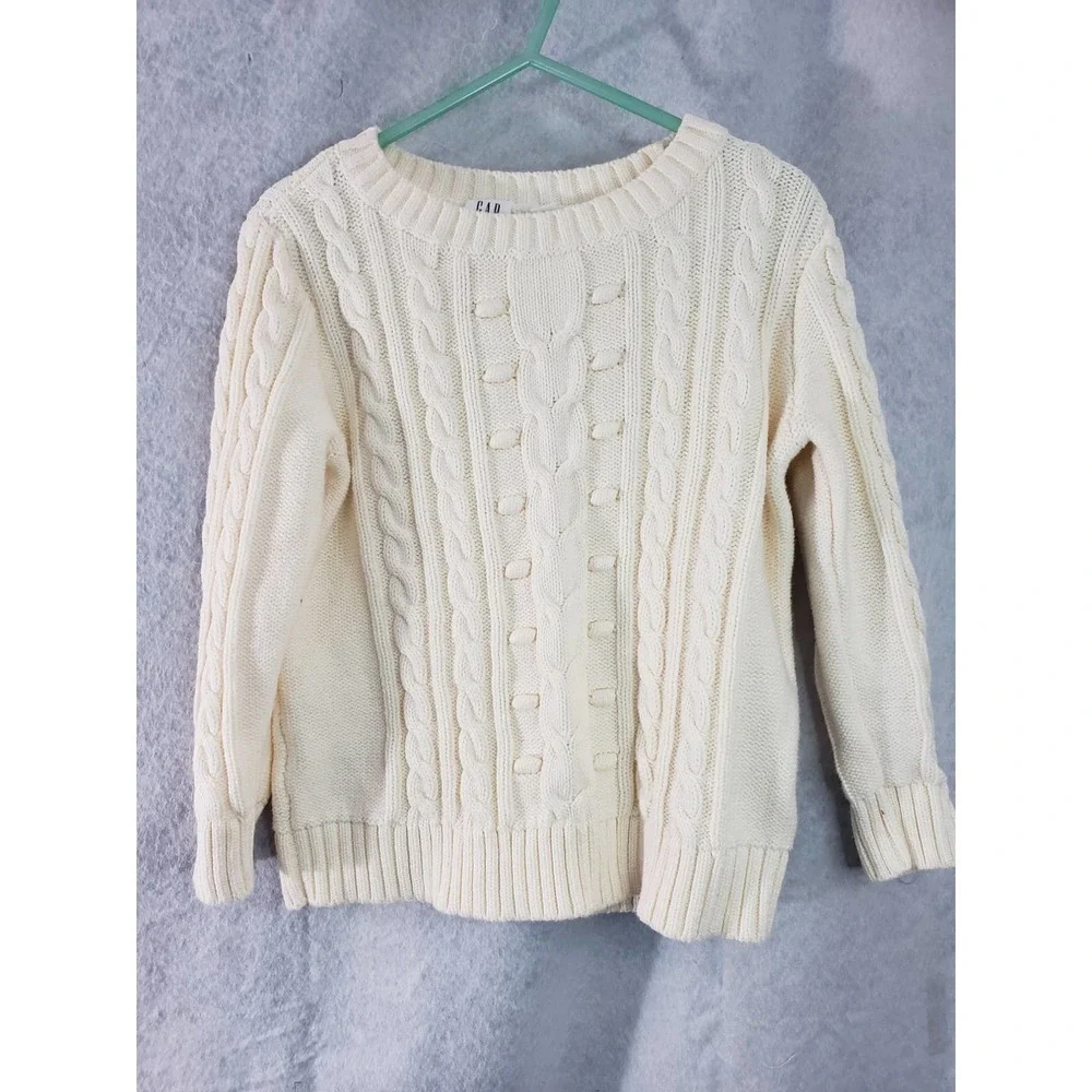 Gap Kids small 6/7 cream colored sweater